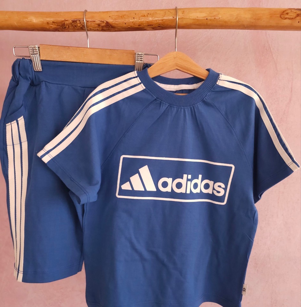 ست تیشرت و شلوارک بچگانه Adidas رنگ آبی